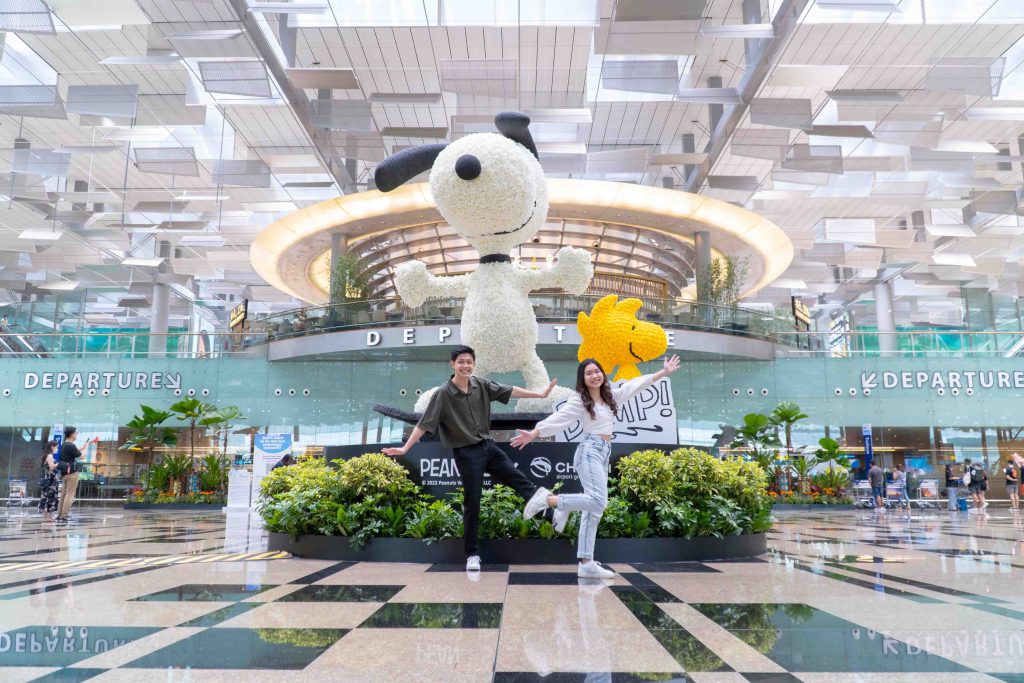 Go on a snowy adventure with Snoopy and friends at the first Peanuts-themed attraction in Changi Airport - Alvinology
