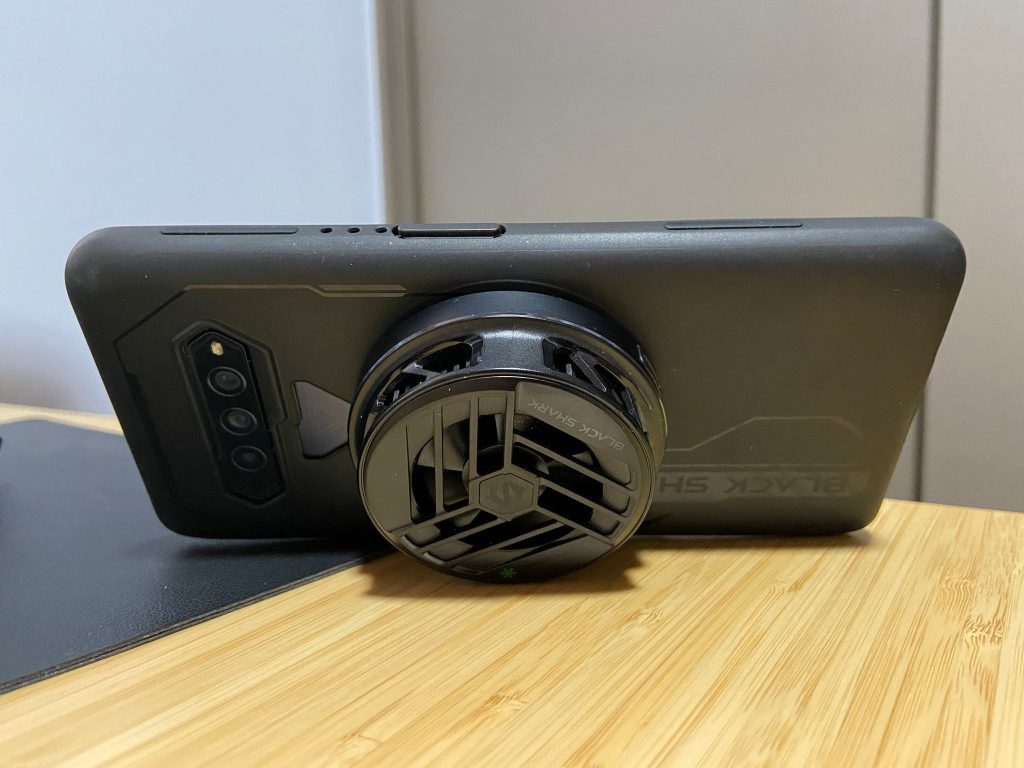 [Review] Black Shark 4 Pro - Gaming Phone With Mechanical Triggers - Alvinology