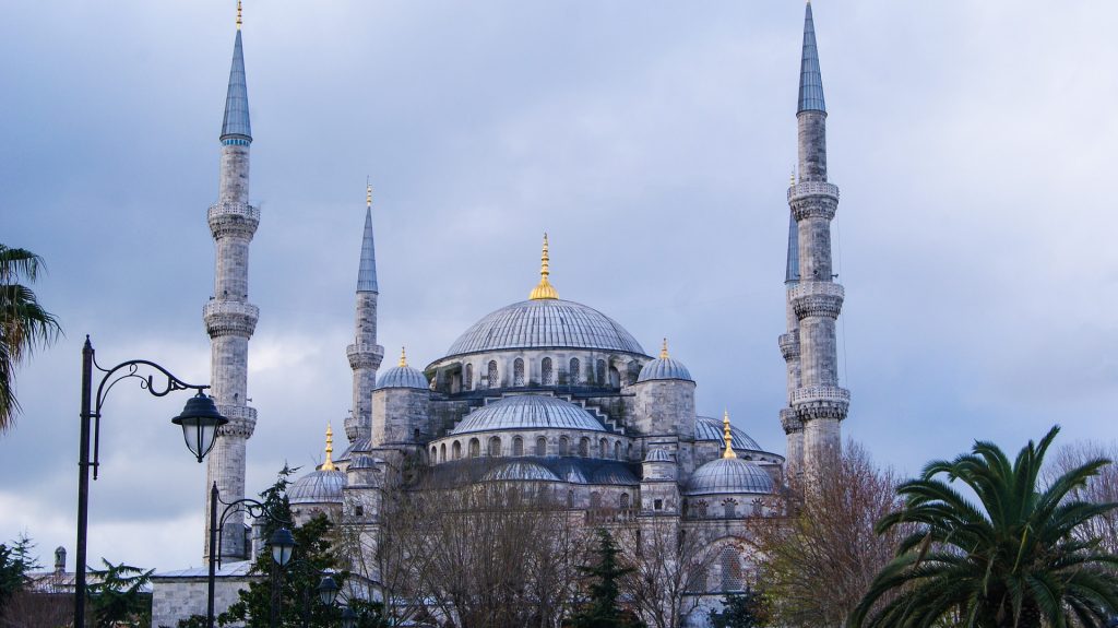 Top Places That You Shouldn't Miss When Visiting Istanbul - Alvinology
