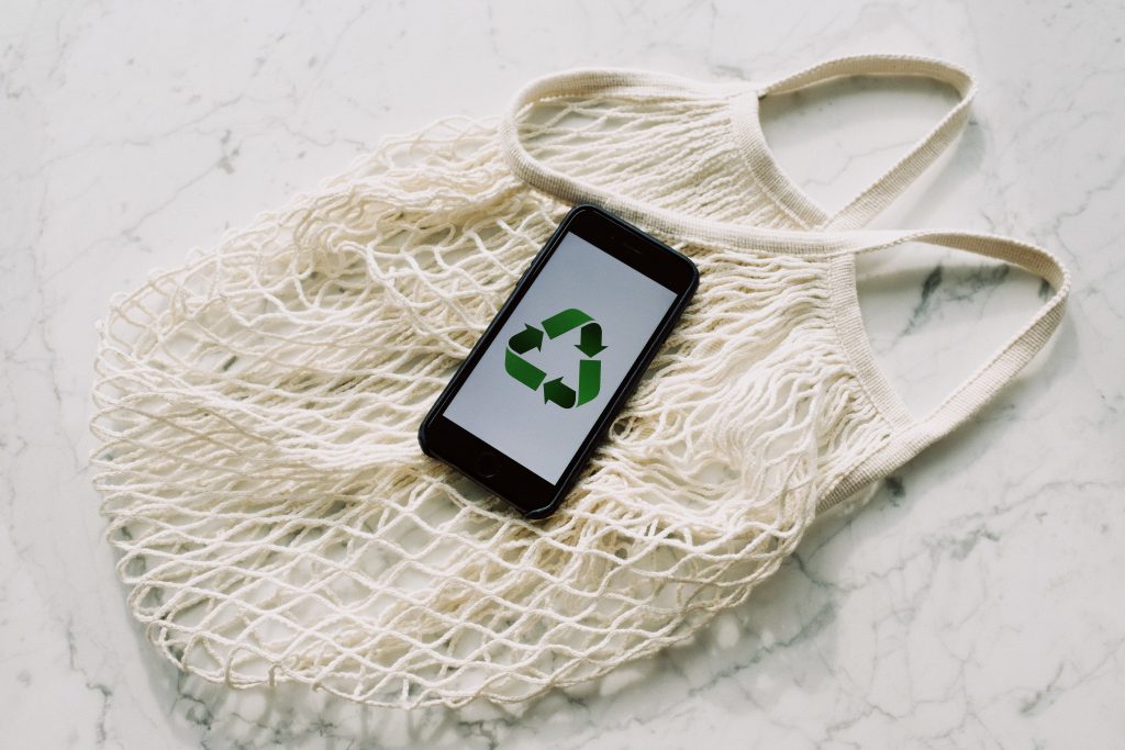Top Gift Ideas That Will Impress Your Environment-enthusiast Friend - Alvinology