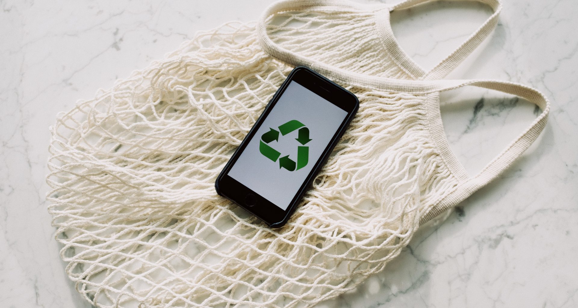Top Gift Ideas That Will Impress Your Environment-enthusiast Friend - Alvinology