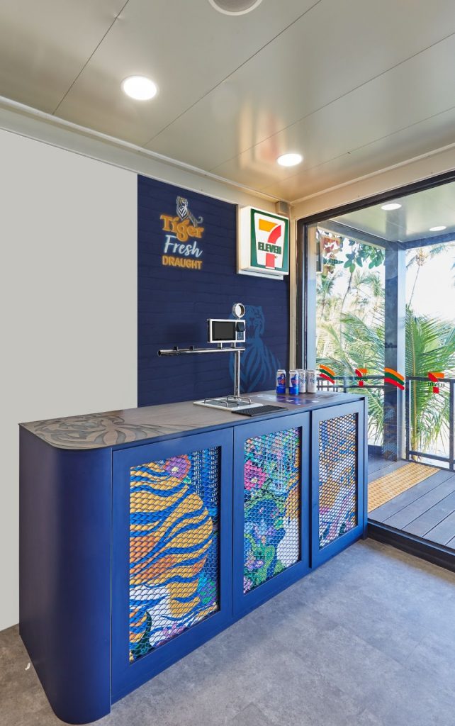 Check out 7-Eleven x Tiger Beer first beachfront store in Palawan Beach Walk, Sentosa offering special promotions and deals this June! Check out 7-Eleven x Tiger Beer first beachfront store in Palawan Beach Walk, Sentosa offering special promotions and deals this June! - Alvinology