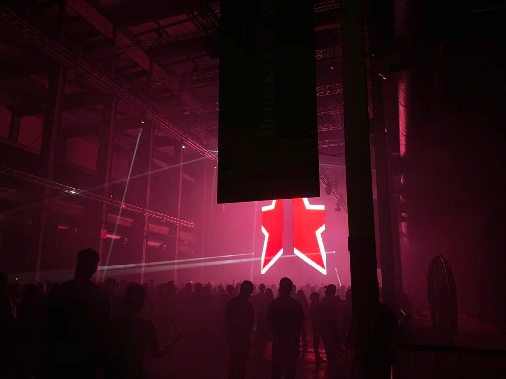 Heineken Silver launched at the Heineken Silver Smooooth Warehouse Party with 3,000 lucky fans - Alvinology