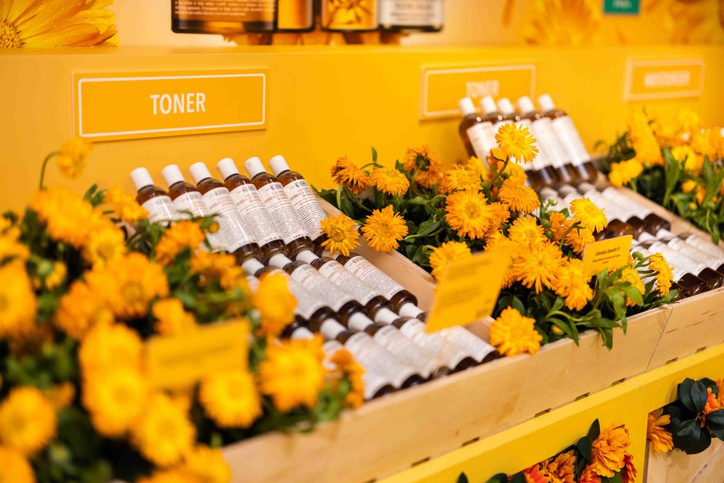 Kiehl’s new Calendula-Mart pop-up installation at Sunday Folks - Alvinology