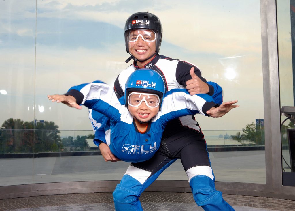 Go skydiving with the whole family with iFly Singapore’s exclusive online family package for only S$300! - Alvinology