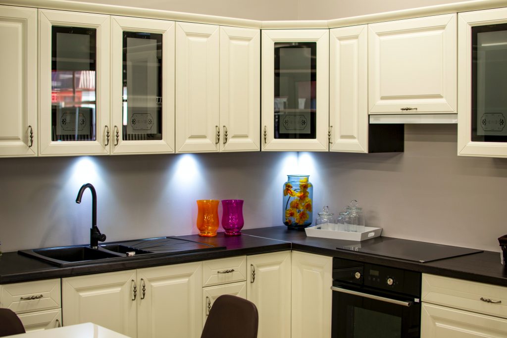 Master Chef Tips: Equip Your Kitchen With These Awesome Items - Alvinology
