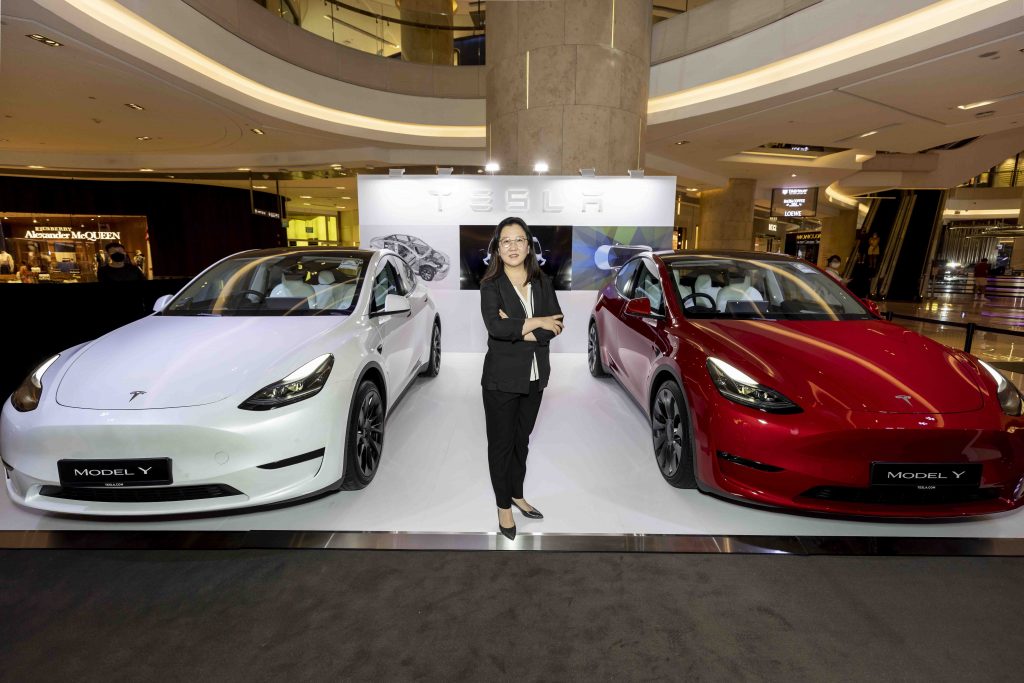 The Tesla Model Y is now available in Singapore; charge up to 120km in just 5 minutes! - Alvinology