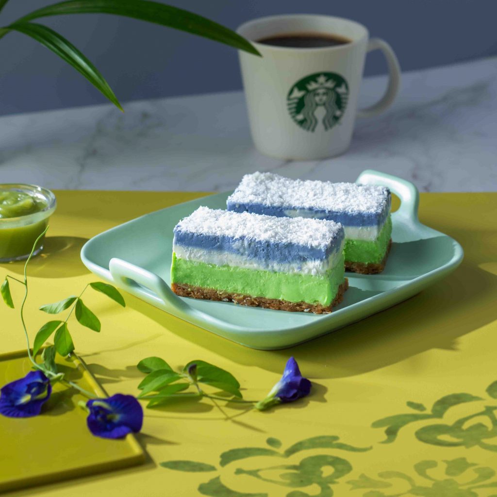 Envelope your taste buds with intense and gao flavor of Starbucks Shiok-ah-ccino this National Day - Alvinology