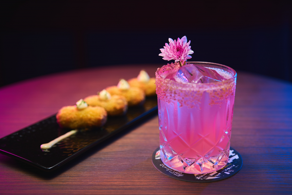 [Review] Hidden bar Here Kitty Kitty at Clarke Quay serves Japanese-Spanish bites and creative cocktails - Alvinology