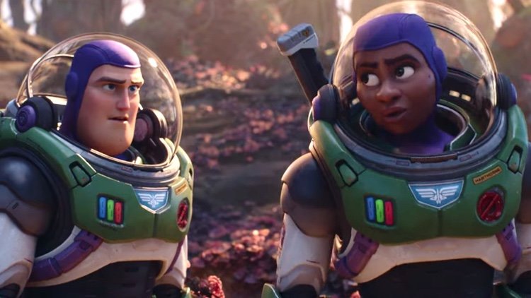 [Review] Lightyear (2022) - the Buzz Lightyear movie that supposedly spawned the Buzz Lightyear toy in the Toy Story movie series - Alvinology