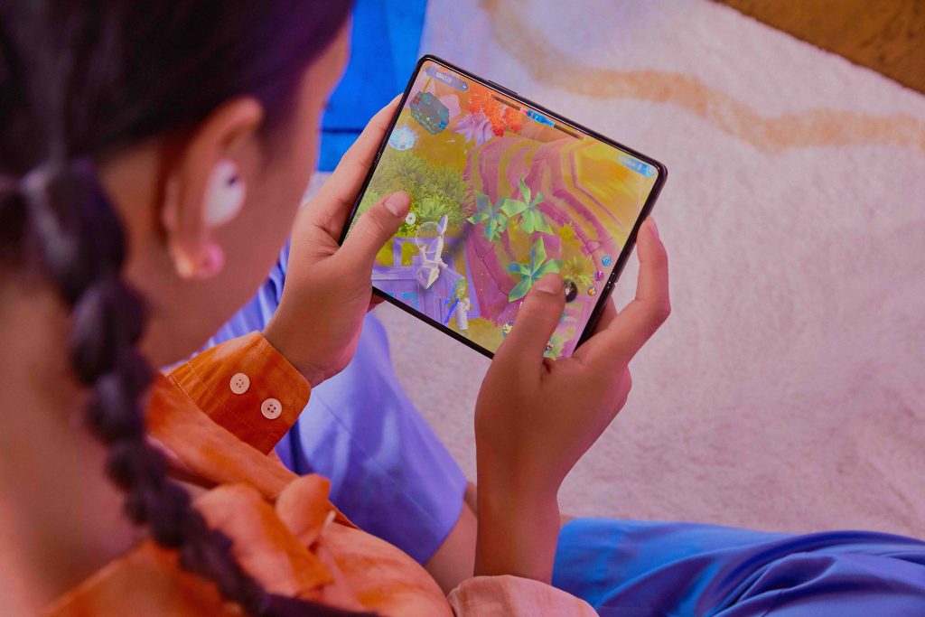 The 4th Generation 'Samsung Galaxy Z Fold4 5G' is the first device to feature 'Android 12L' – a special version of Android for big screens - Alvinology