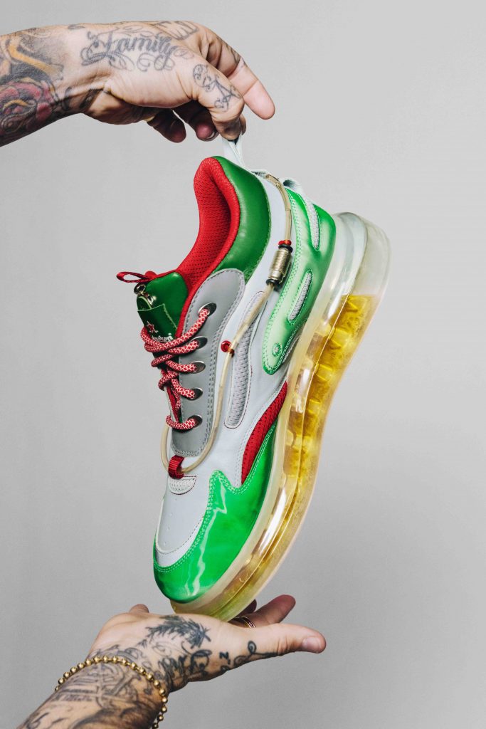 This new Heineken Sneakers will have you Walking on Beer! Keep a lookout because only 7 out of 32 pairs will be available in Singapore! - Alvinology