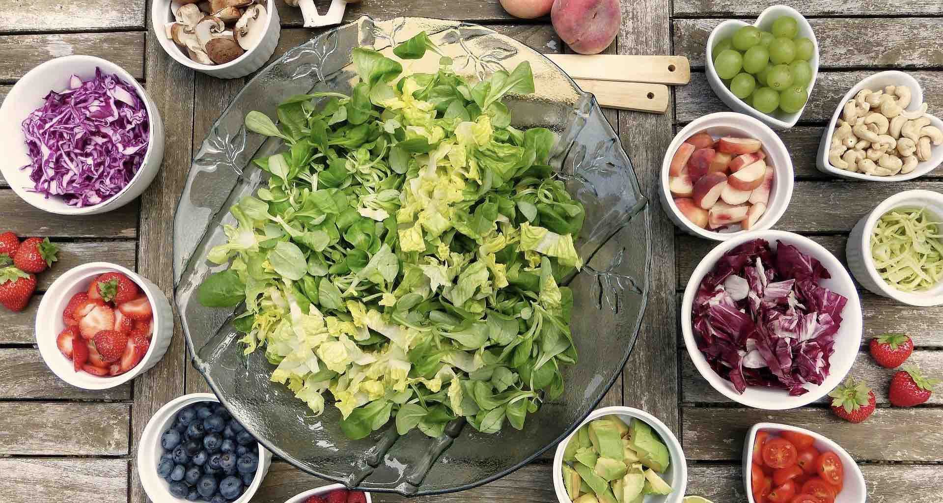 Refreshing Summer Salads with Texas Olive Oil - Alvinology