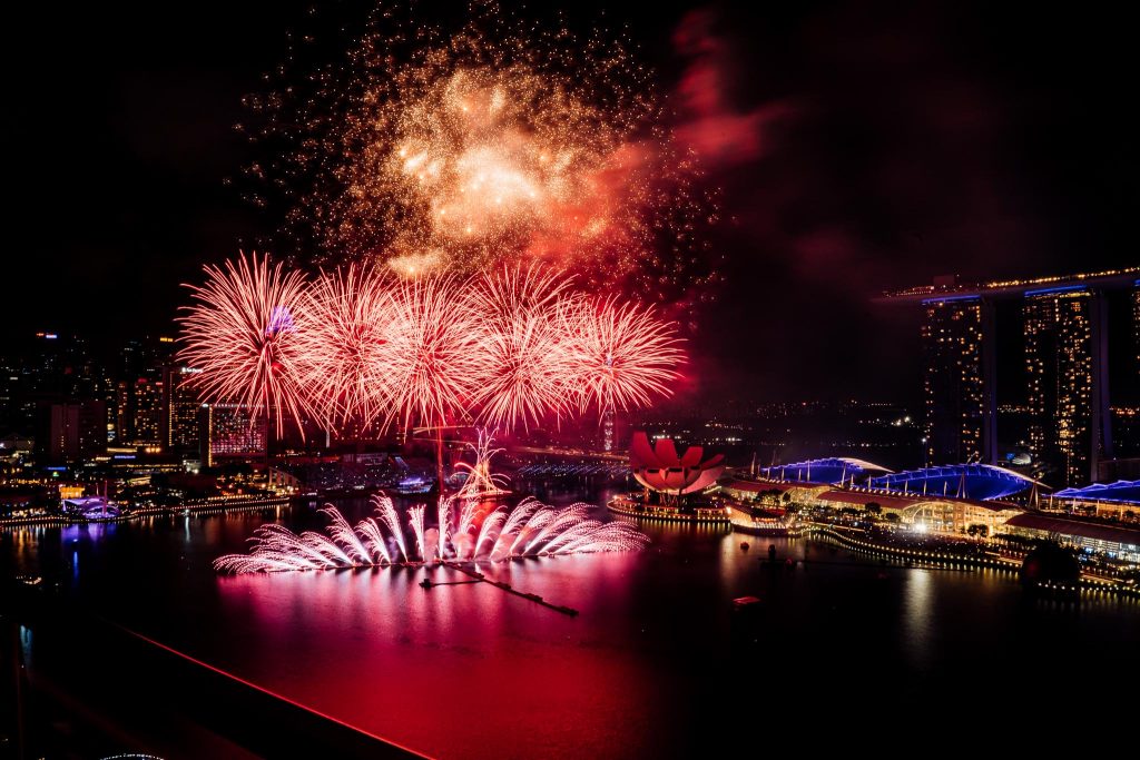 Marina Bay Fireworks to paint Singapore’s skies once more after a 2-year hiatus - Alvinology