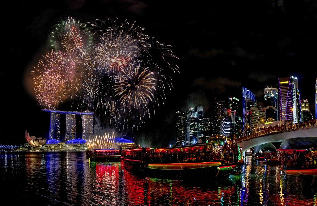 Marina Bay Fireworks to paint Singapore’s skies once more after a 2-year hiatus - Alvinology