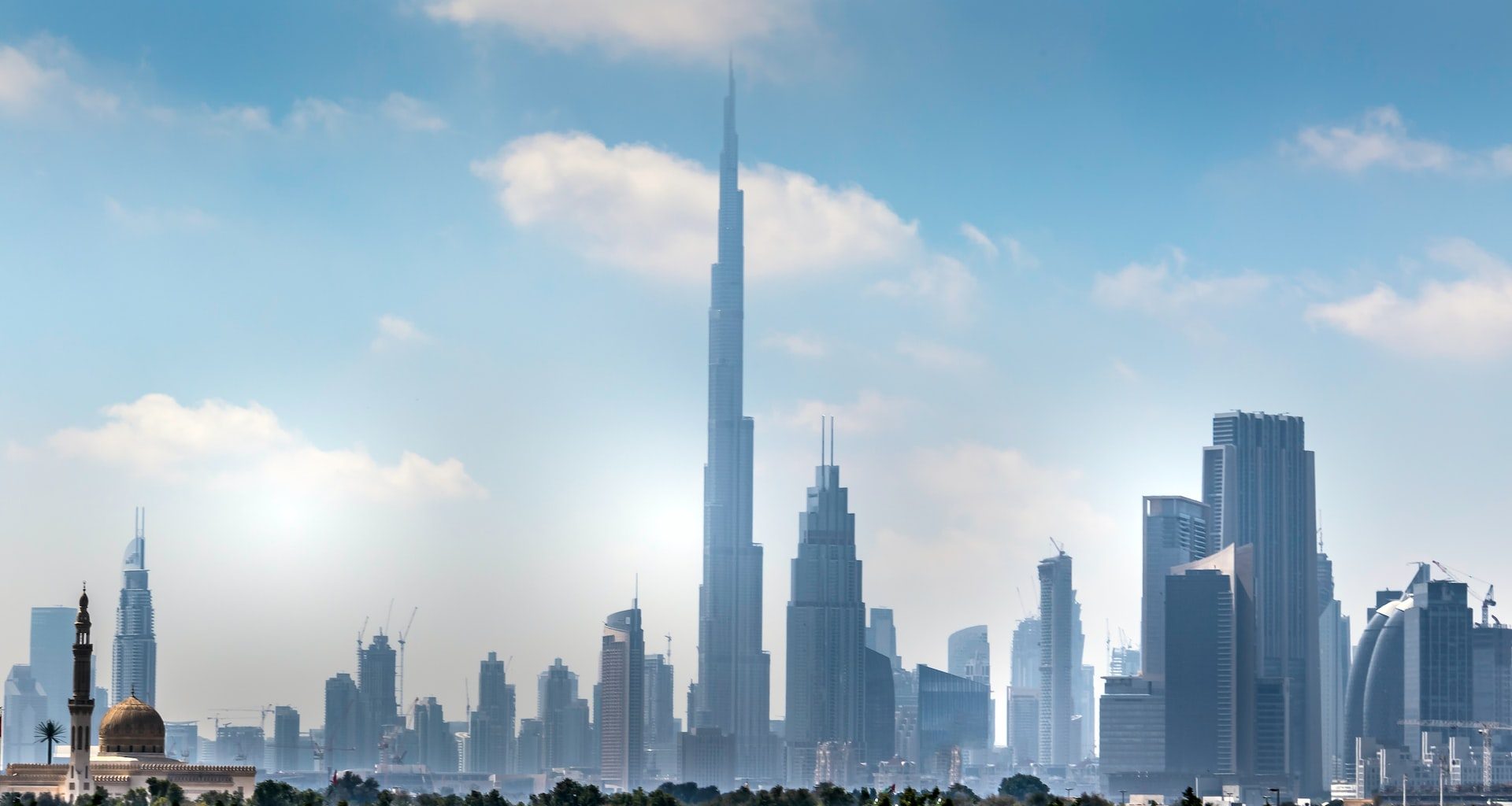 The Main Reasons Why Now Is a Good Time to Relocate to the UAE - Alvinology