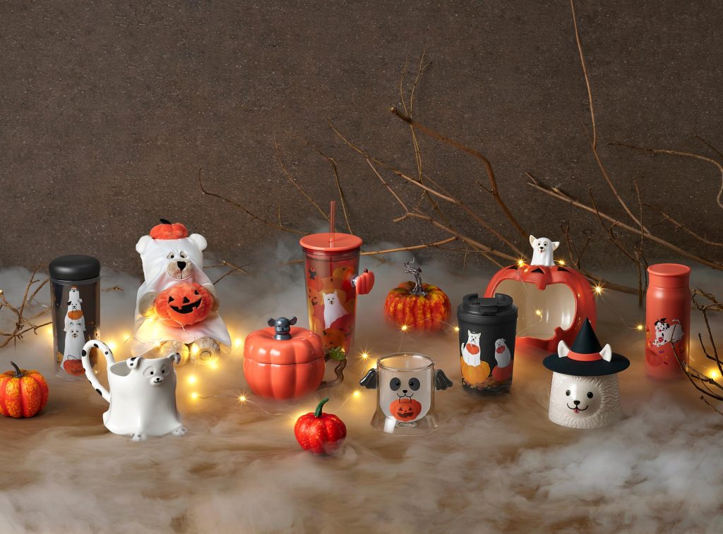 Be in for a real ghoulish treat with Starbucks’ handcrafted Spook-a-ccino Frappuccino and fab-BOO-lous Halloween merch - Alvinology