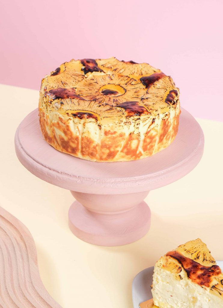 This mom and daughter duo managed through the pandemic by selling cakes online, now has a physical café at Katong V named Ree.Connect - Alvinology