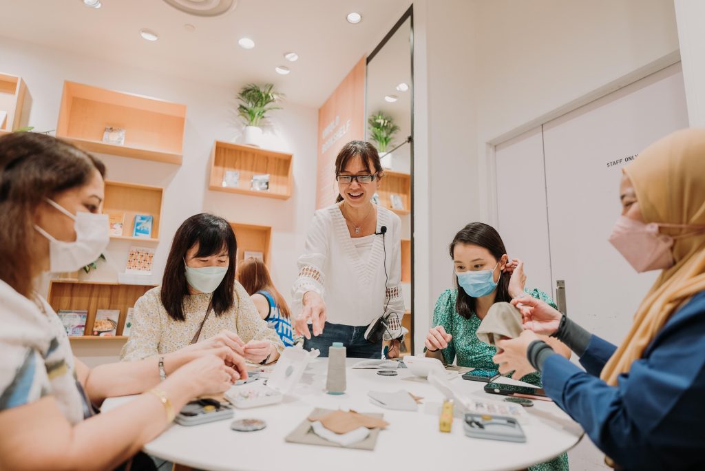 RE.UNIQLO Studio opens at UNIQLO Orchard Central Global Flagship Store offering Repair, Remake, Reuse and Recycle services - Alvinology