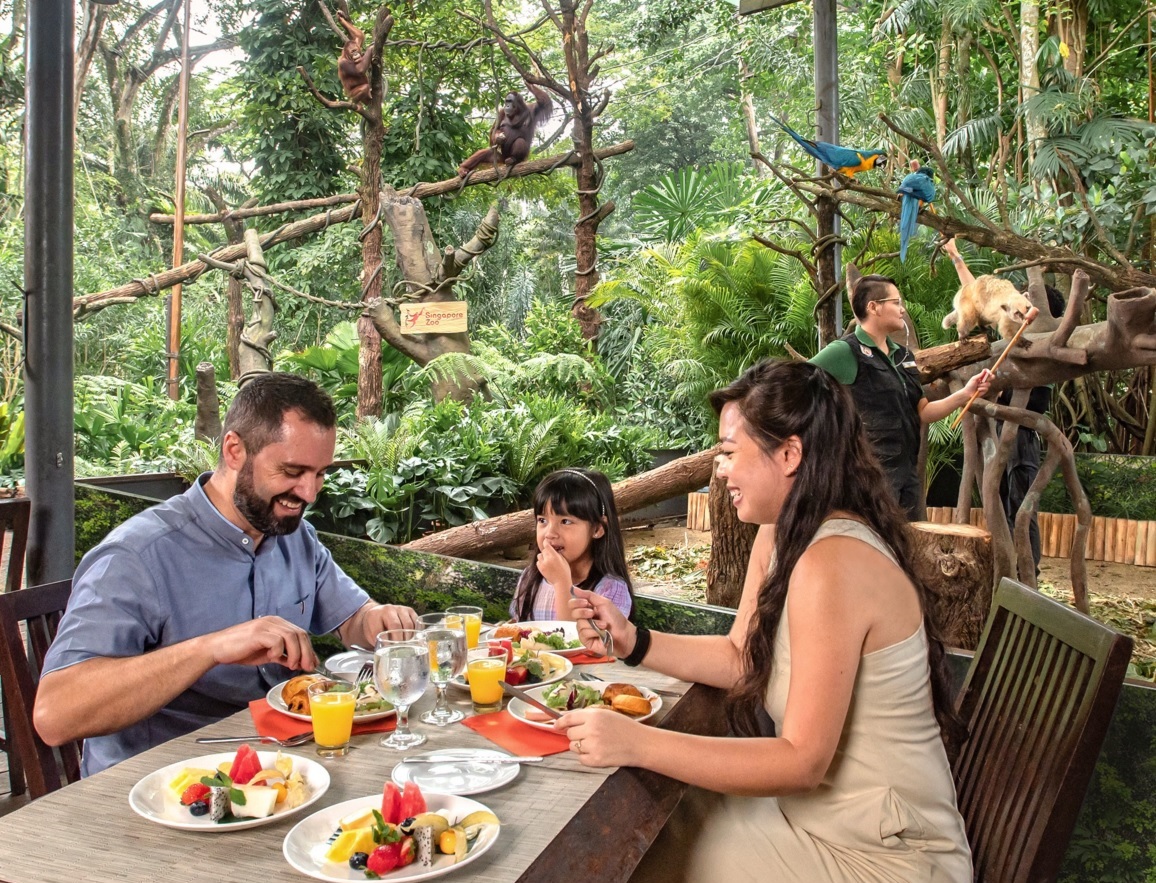 Singapore Zoo’s signature Breakfast in the Wild is back! Tuck into a delectable buffet spread and interact with different animal species - Alvinology