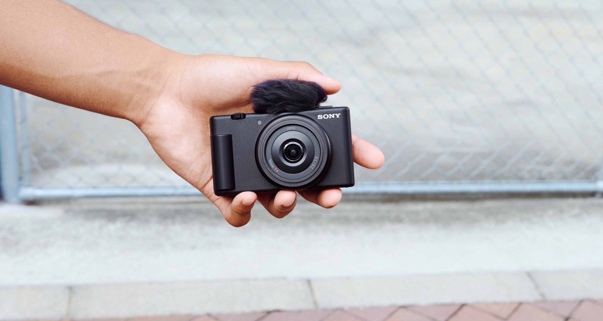 Sony’s pocket-size ZV-1F Camera is the new go-to camera for beginner vloggers and creators - Alvinology