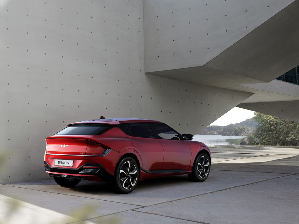 KIA unveils its first fully-electric vehicle that can run over 390 kilometers in a single charge - Alvinology