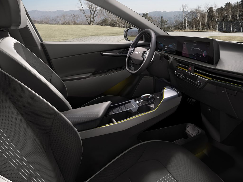 KIA unveils its first fully-electric vehicle that can run over 390 kilometers in a single charge - Alvinology
