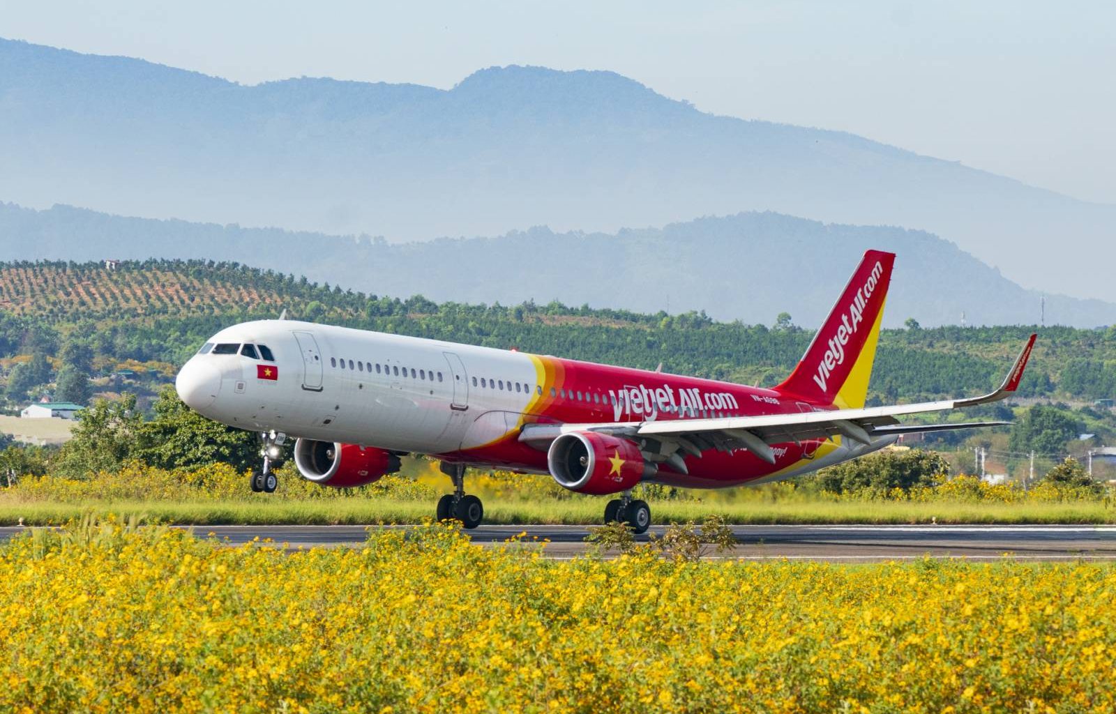 [GIVEAWAY] Claim your FREE VND100,000 to VND500,000 worth of e-vouchers from Vietjet today! - Alvinology