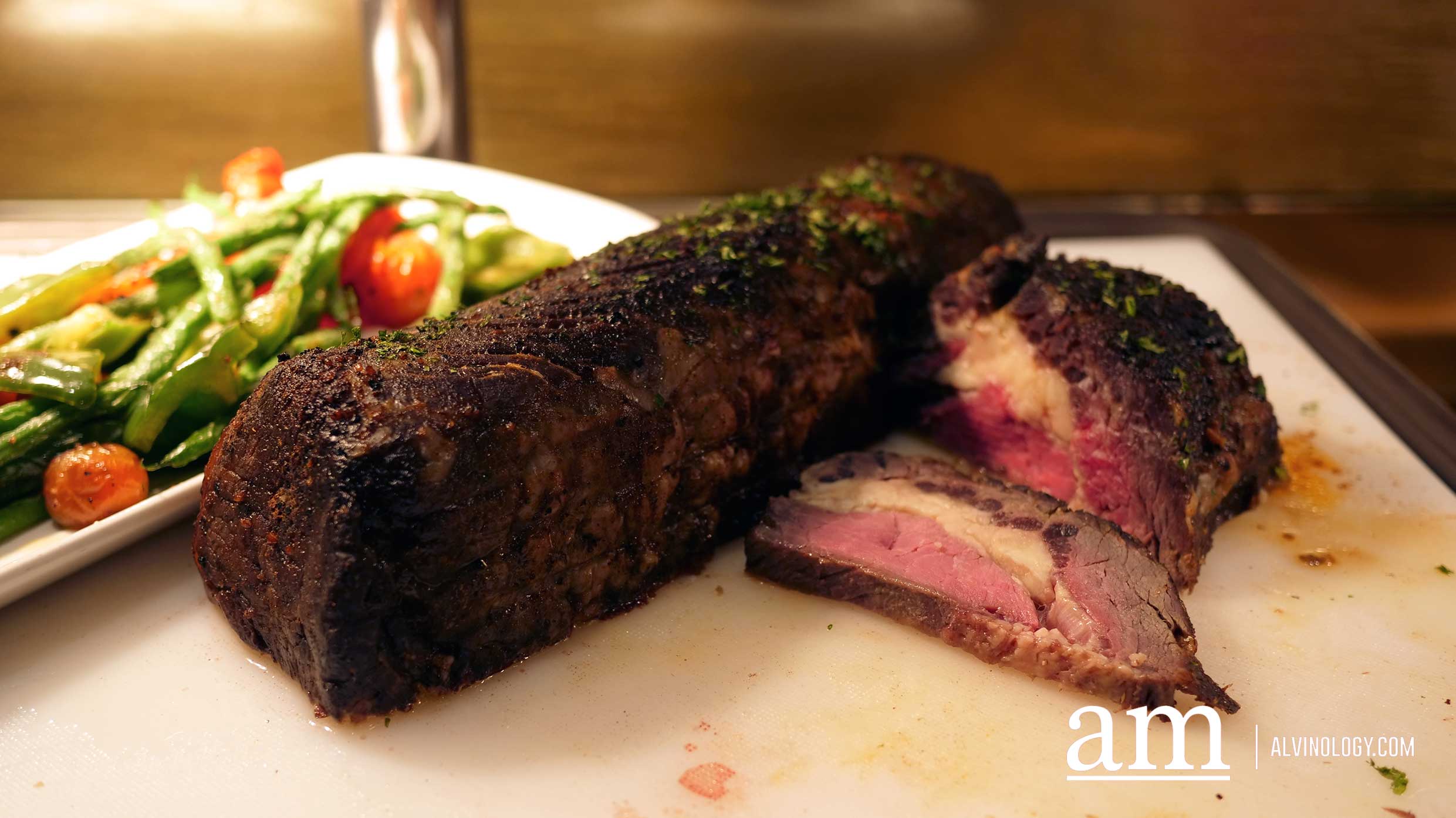 Halal-certified Year-end Festive Buffets at 21 on Rajah at Days Hotel Singapore from just $48 per pax Halal-certified Year-end Festive Buffets at 21 on Rajah at Days Hotel Singapore from just $48 per pax - Alvinology
