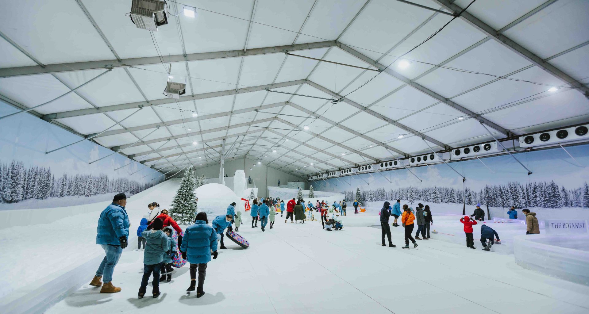 Singapore’s biggest winter-themed pop-up playground is now open to the public - Ice Magic: The Great Fantasy on Ice - Alvinology