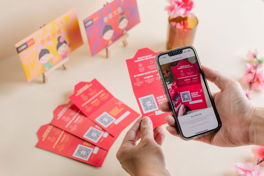 Stand a chance to WIN a Tesla Model 3 if you switch to digital or cash-free transactions this CNY with DBS/POSB - Alvinology