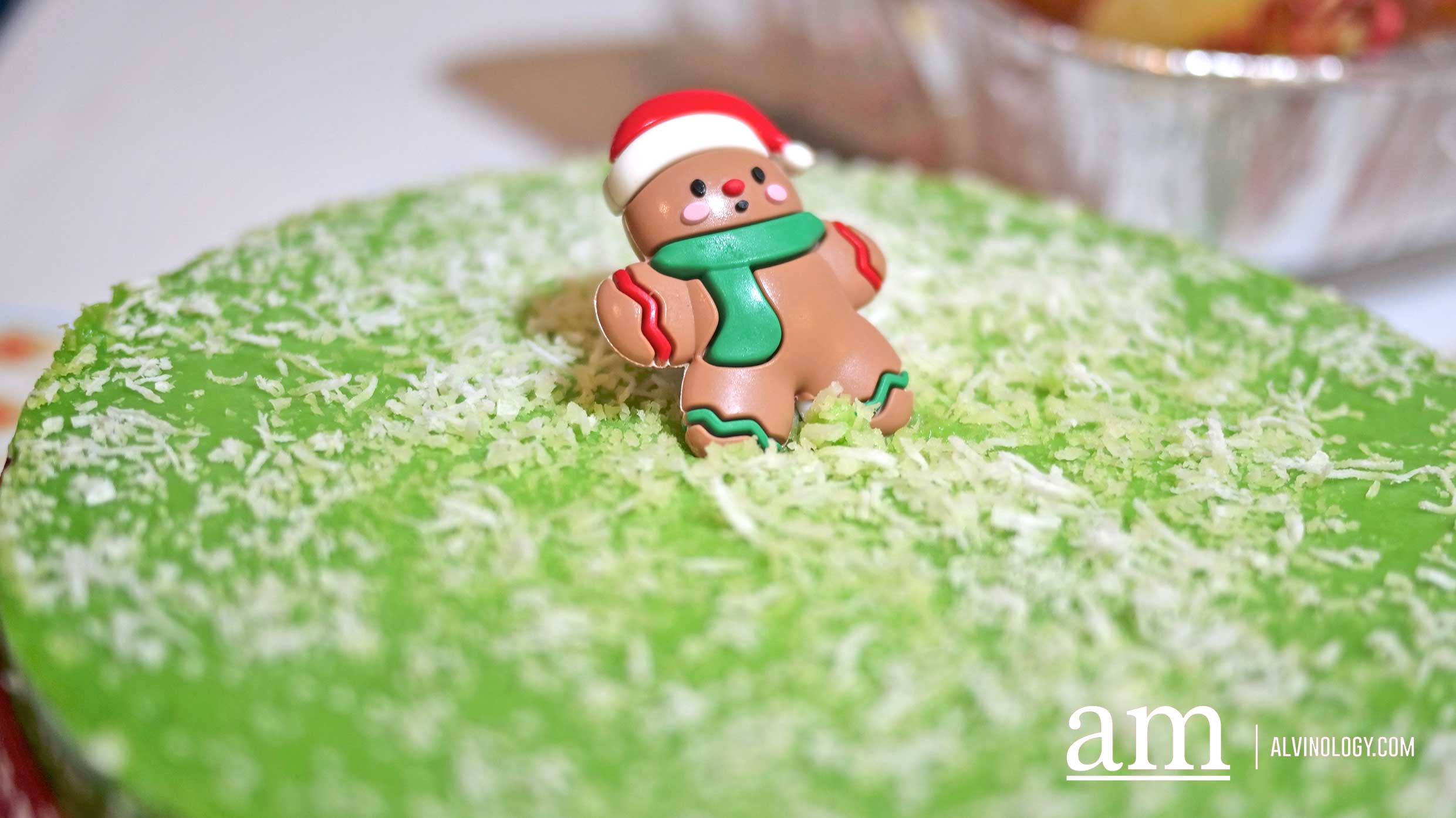 Peranakan Christmas Flavours from Chili Api Catering - Festive Mini Party Set from $288 for 8 to 10 pax Peranakan Christmas Flavours from Chili Api Catering - Festive Mini Party Set from $288 for 8 to 10 pax - Alvinology
