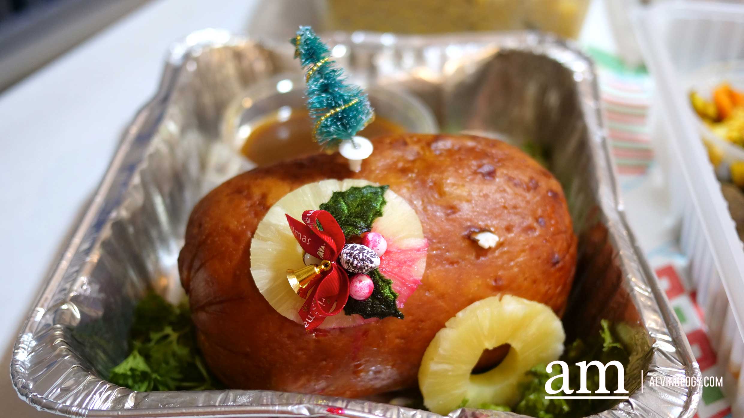 Peranakan Christmas Flavours from Chili Api Catering - Festive Mini Party Set from $288 for 8 to 10 pax Peranakan Christmas Flavours from Chili Api Catering - Festive Mini Party Set from $288 for 8 to 10 pax - Alvinology