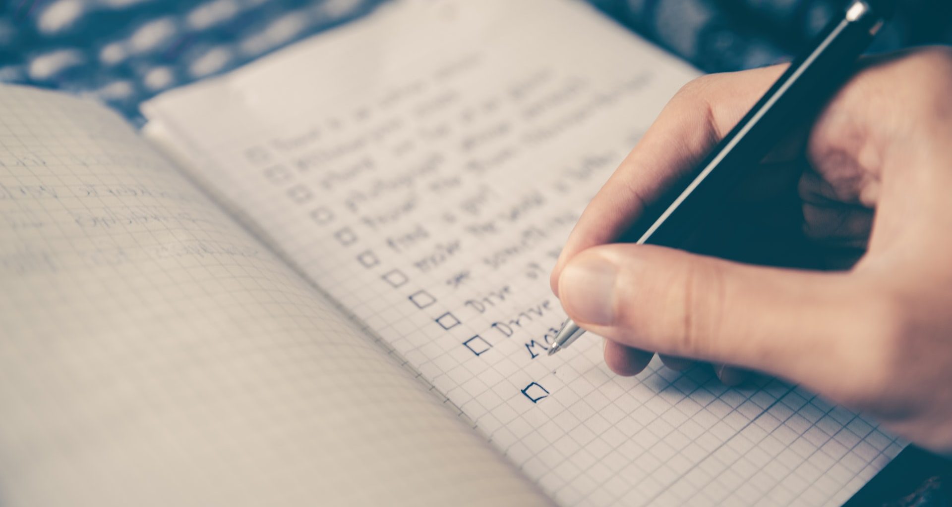 4 Things To Consider When Making Your Bucket List - Alvinology