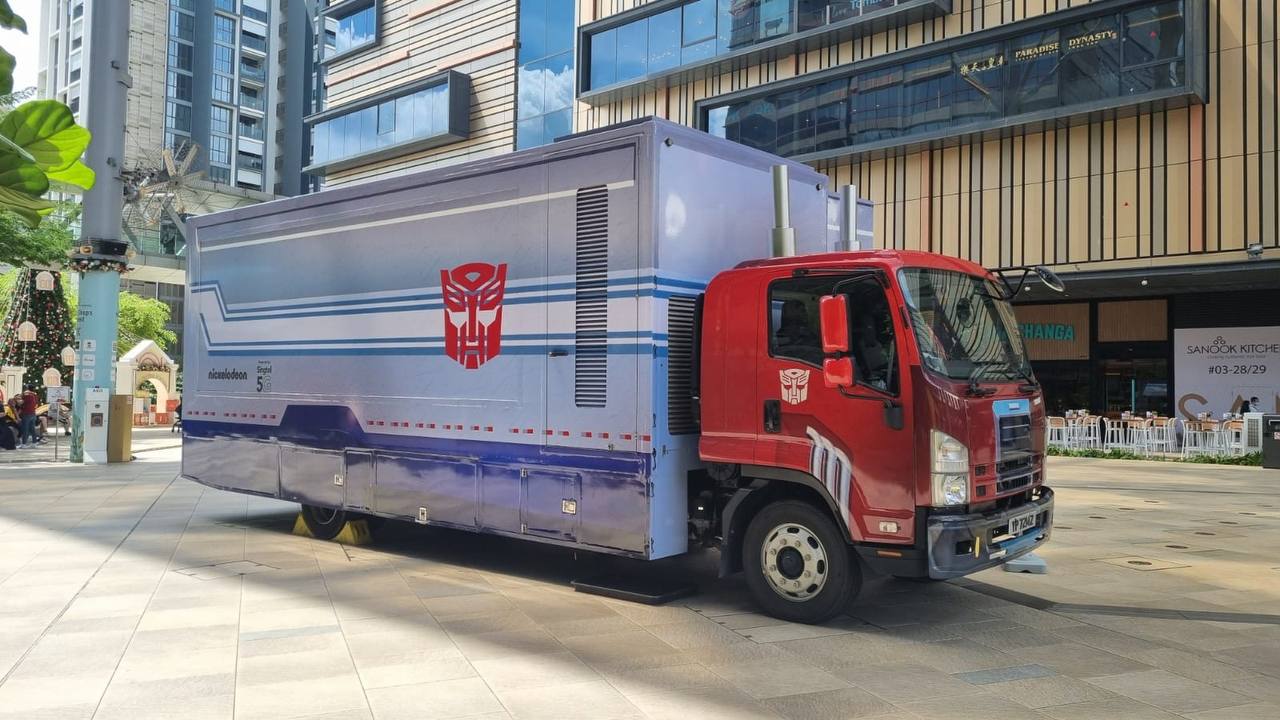 Gear Up for Family Fun with Nickelodeon's Optimus Prime-Inspired Truck this December - win FREE Transformers: EarthSpark figurines, make your own keychains and more! - Alvinology