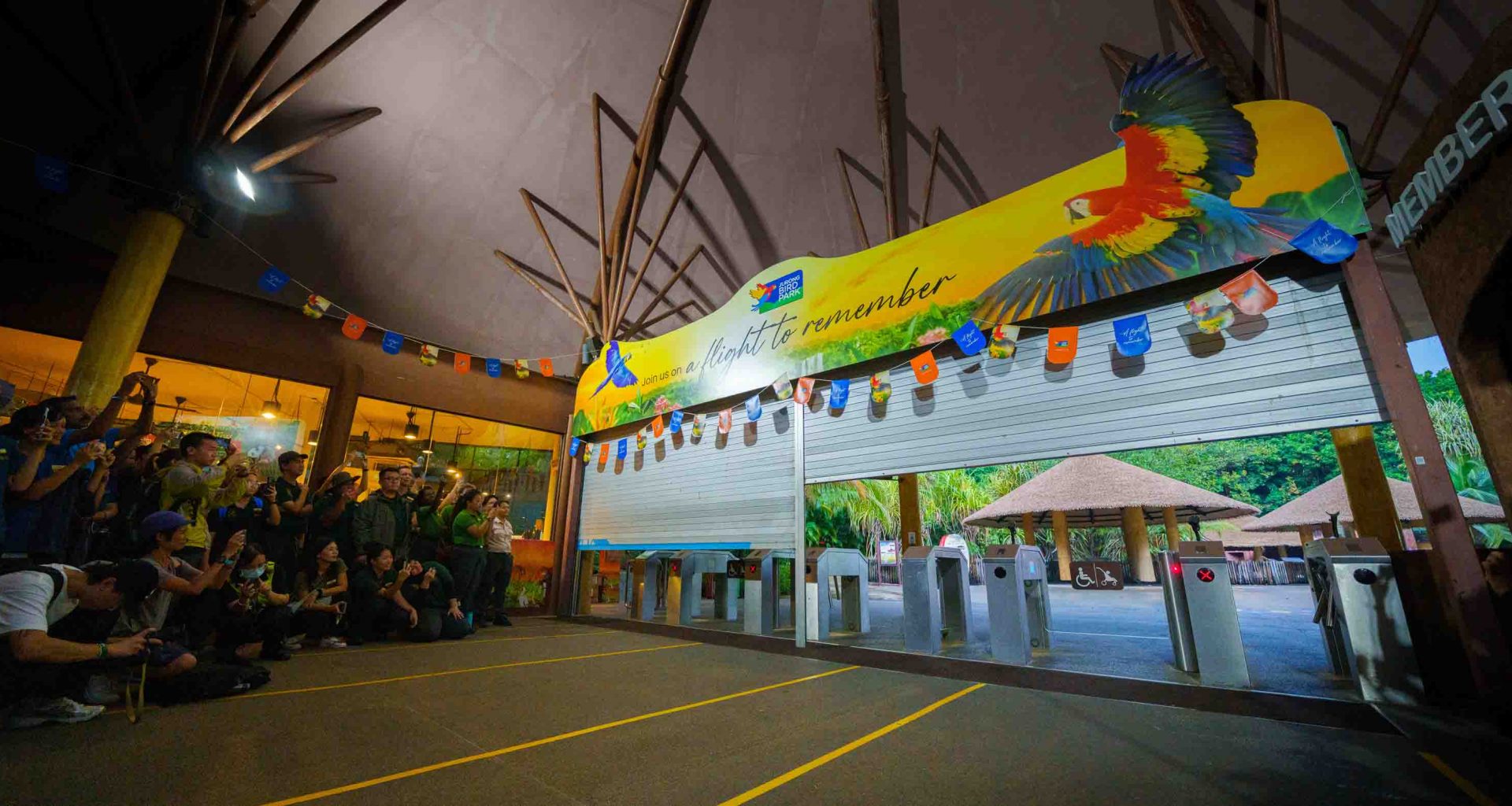 8 Photos to Remember Jurong Bird Park by as it finally shuts its doors on 3 January 2023 - Alvinology