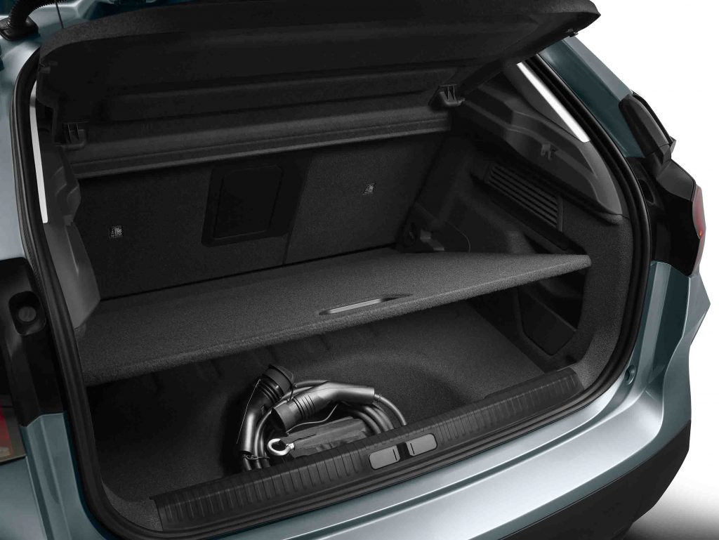 The new Citroen e-C4 follows the petrol-powered C4’s style but it’s 100% Electric The new Citroen e-C4 follows the petrol-powered C4’s style but it’s 100% Electric - Alvinology