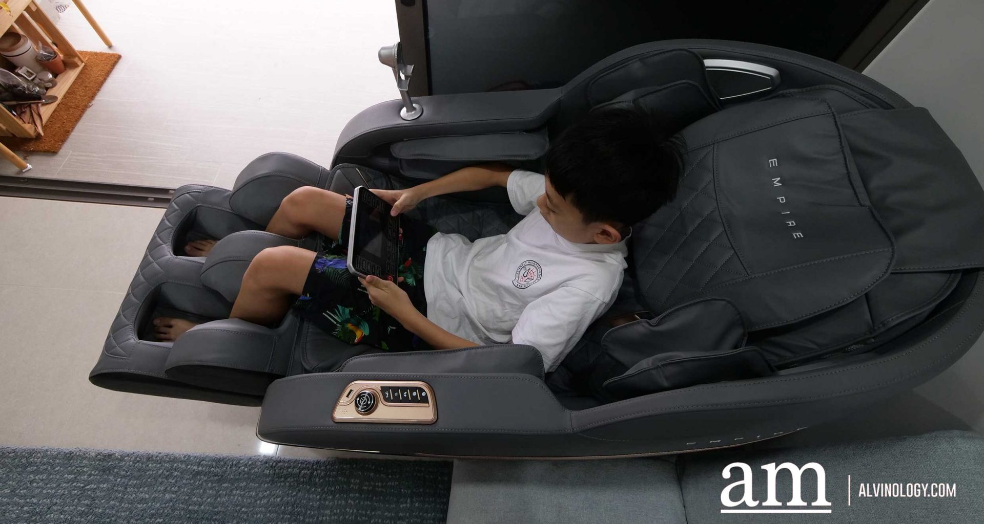 [Review] Empire Massage Chair - Affordable Massage Chairs for the Masses, with Prices from only S$1,399 to S$1,999 - Alvinology