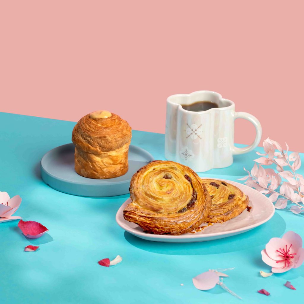 Refresh your taste buds from nutty to creamy with Starbucks latest Spring Beverages and must-have Merchandise! - Alvinology
