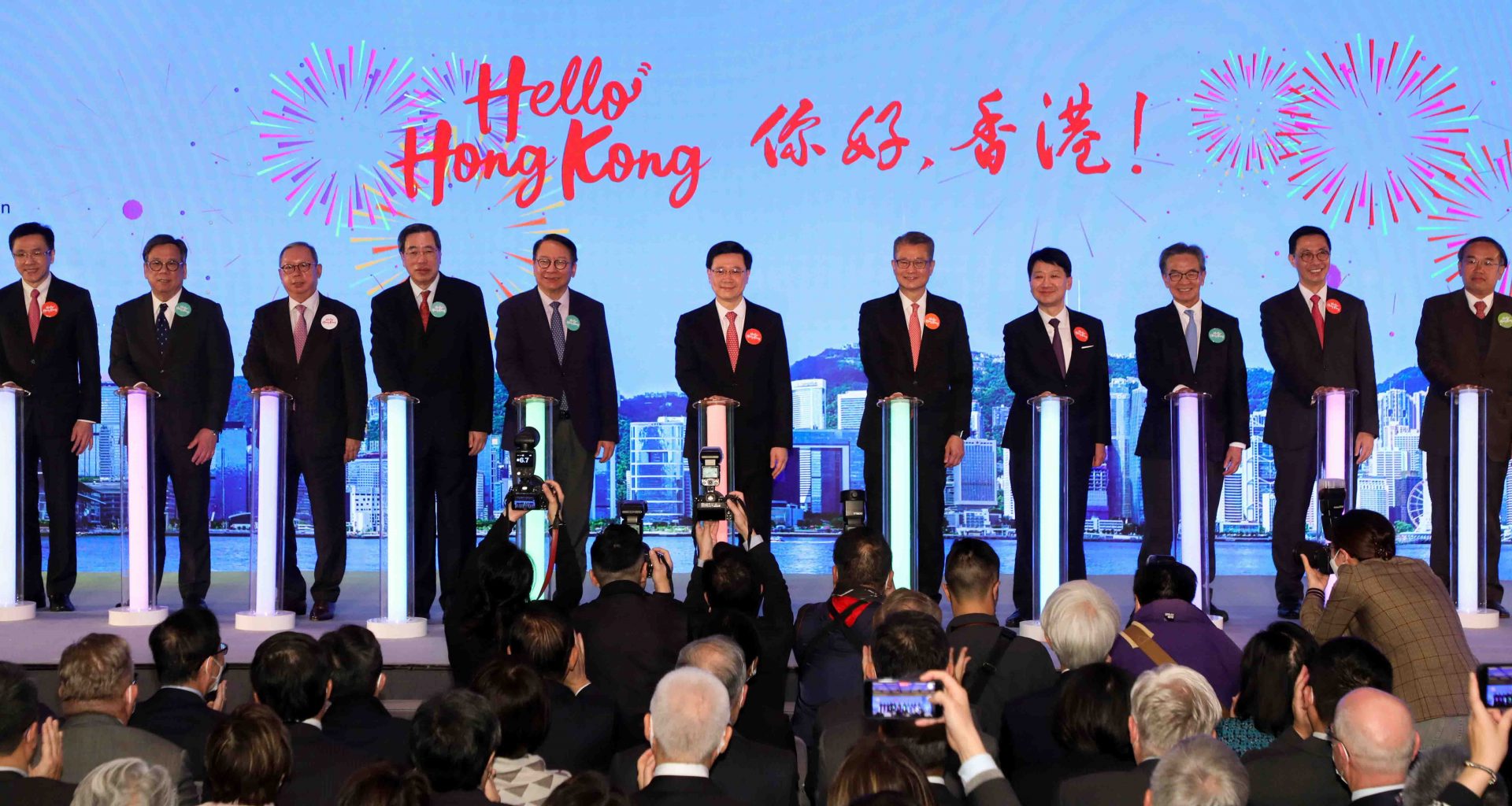 Airport Authority Hong Kong is giving away 500,000 FREE AIR TICKETS! Now’s your chance to visit one of the world’s greatest tourist destinations! - Alvinology
