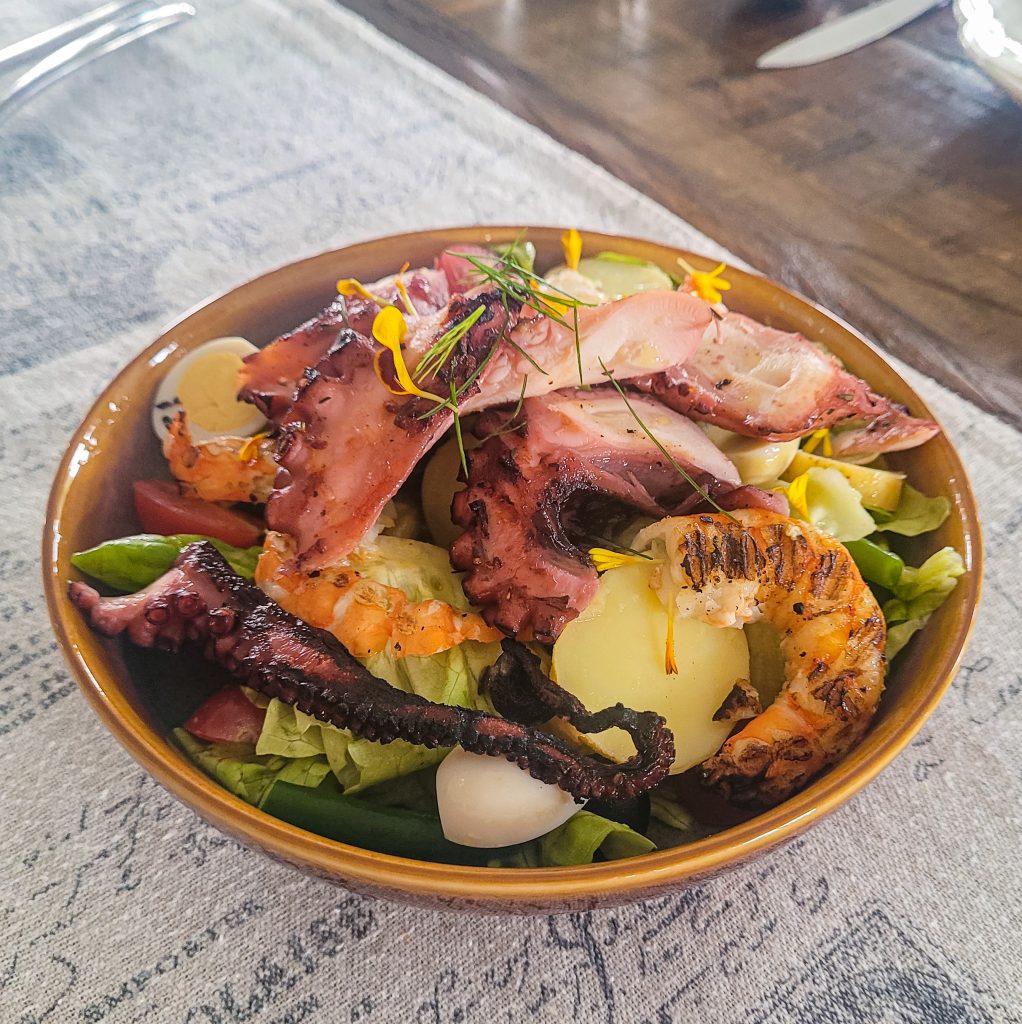 [French food in Seletar] Au Balcon at The Summerhouse, offers dinner exclusive wagyu striploin and iberico pork - Alvinology