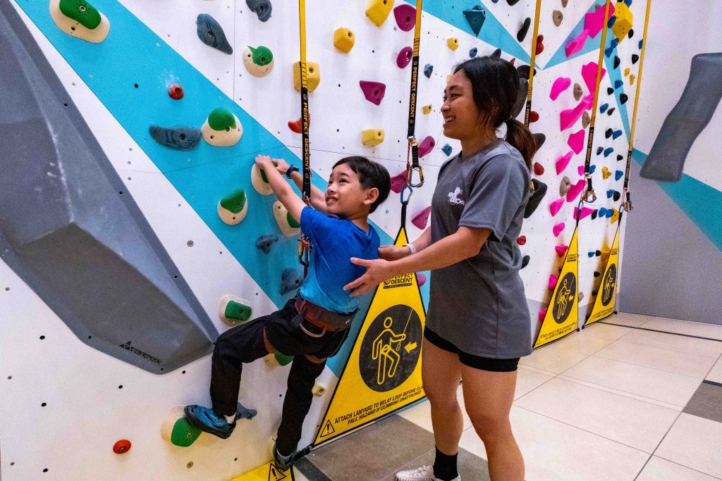 Challenge yourself to an 8-metre-high wall climb at Changi Airport’s newest attraction - Climb@T3 - Alvinology