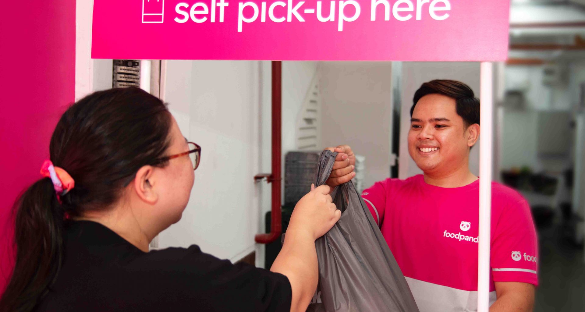 pandamart Telok Ayer lets you self-collect groceries in as fast as 15 minutes, or whenever convenient for you, with its new Pick-up feature - Alvinology