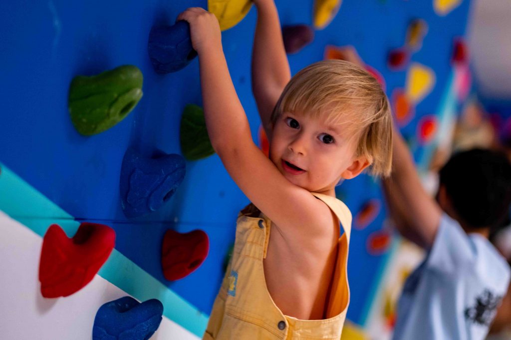 Challenge yourself to an 8-metre-high wall climb at Changi Airport’s newest attraction - Climb@T3 - Alvinology