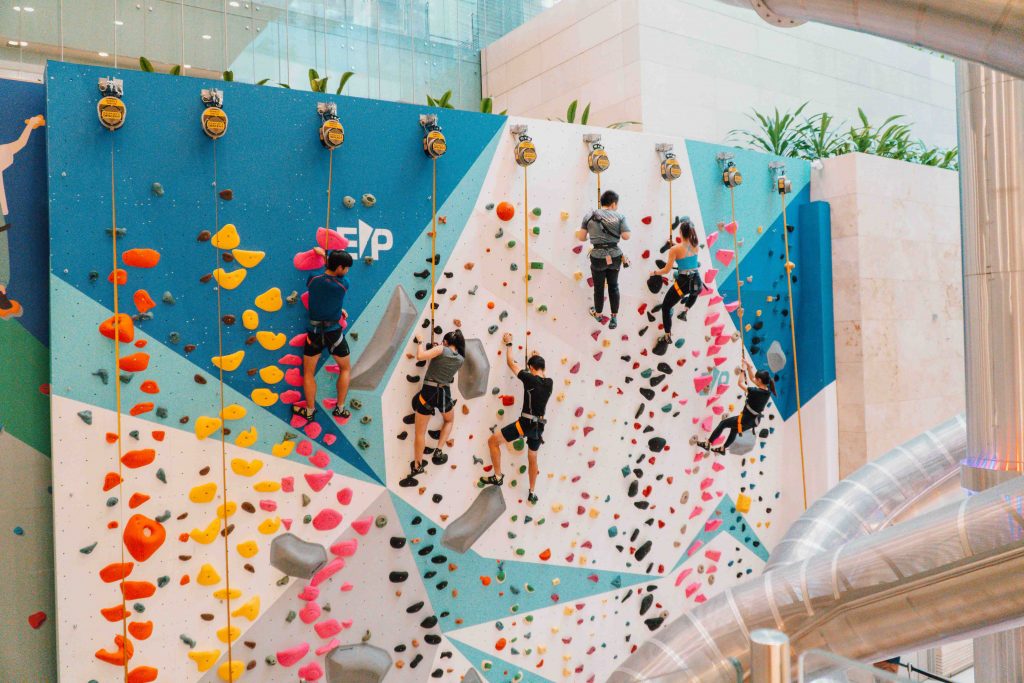 Challenge yourself to an 8-metre-high wall climb at Changi Airport’s newest attraction - Climb@T3 - Alvinology