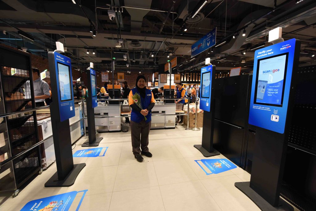 FairPrice Finest opens at the Sengkang Grand Mall; sports self-service technology featuring Scan & Go and self-checkout counters - Alvinology