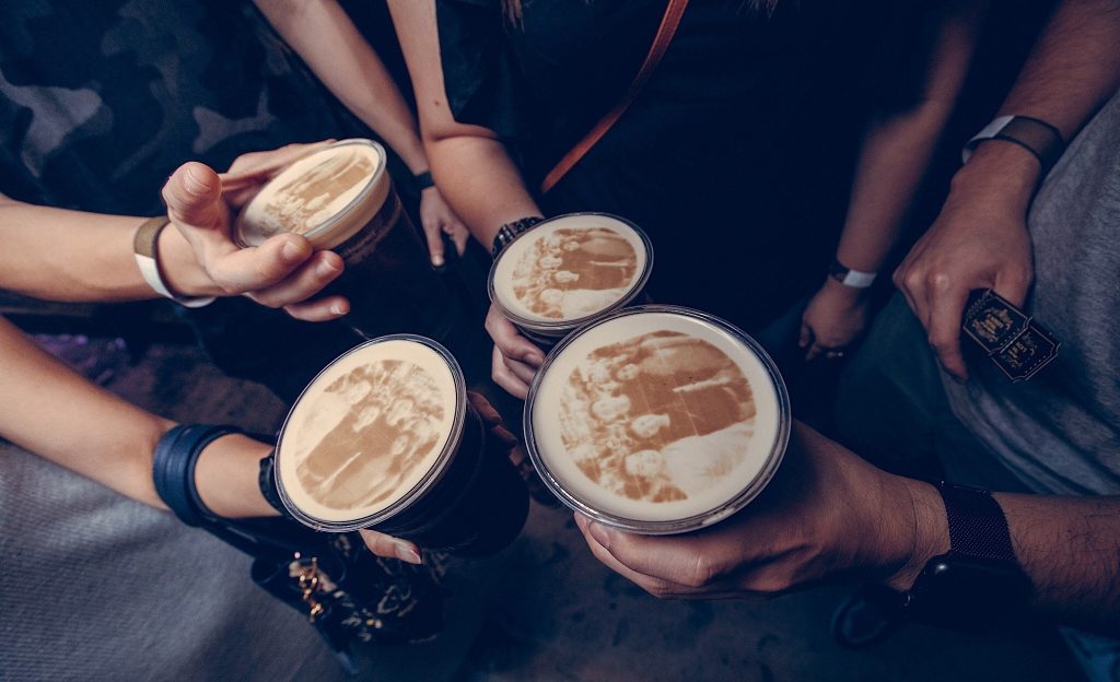 It’s this time of the year again! Grab your friends, get dressed in green and give yourself a Guinness this St. Patrick’s Day! - Alvinology