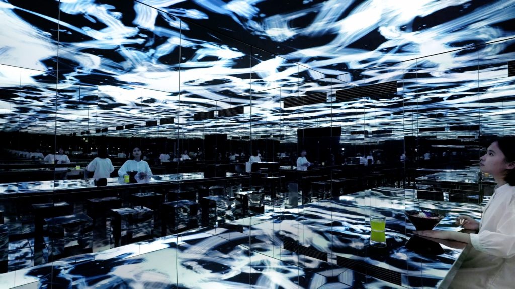 Tokyo Must-go! Experience Dazzling Dreamscapes at this Immersive Museum- teamLab Planets TOKYO in Toyosu, Tokyo - Alvinology