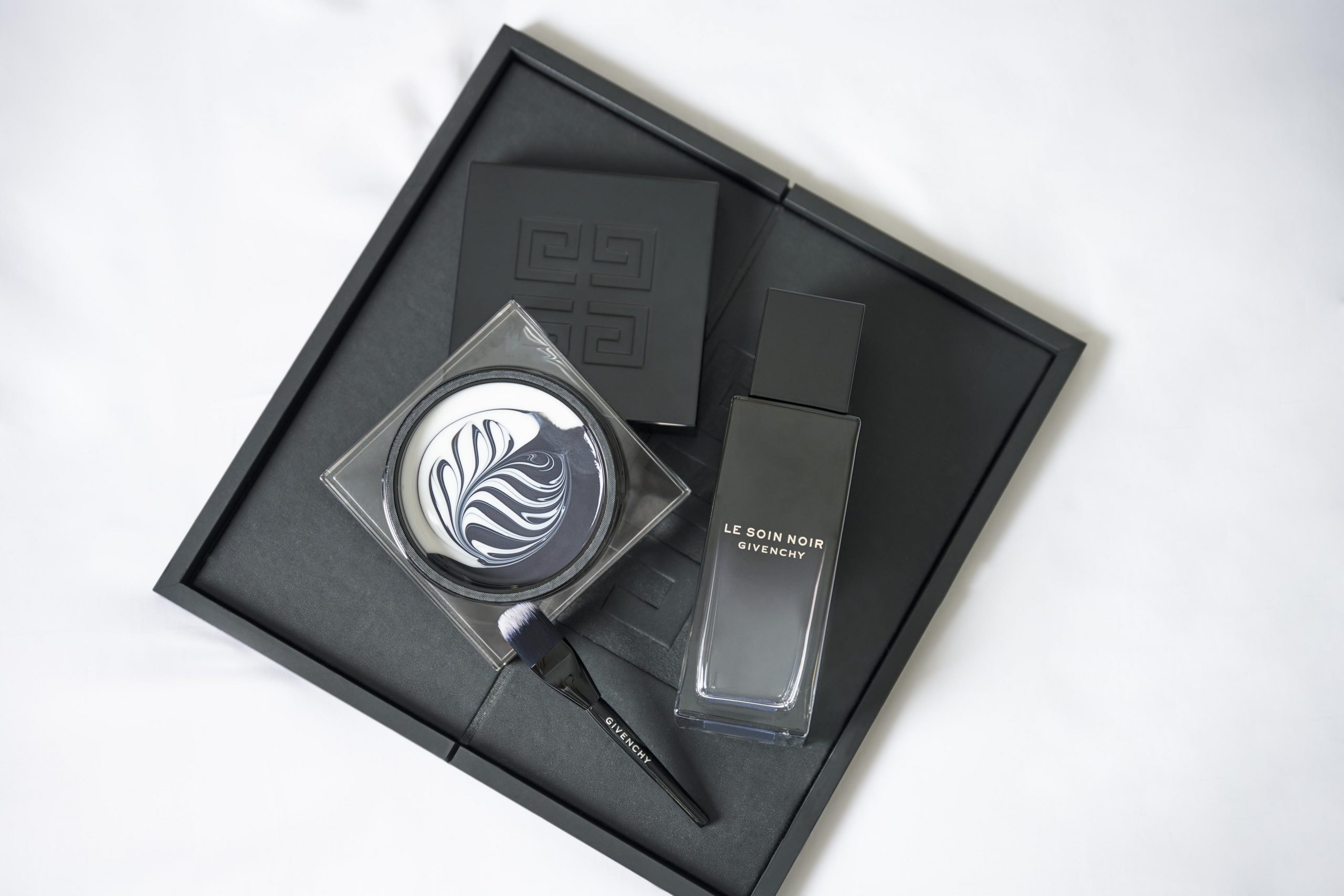 Givenchy Beauty x Willow Stream Spa at Fairmont Singapore partner to bring you a true oasis of luxury, calm and serenity Givenchy Beauty x Willow Stream Spa at Fairmont Singapore partner to bring you a true oasis of luxury, calm and serenity - Alvinology