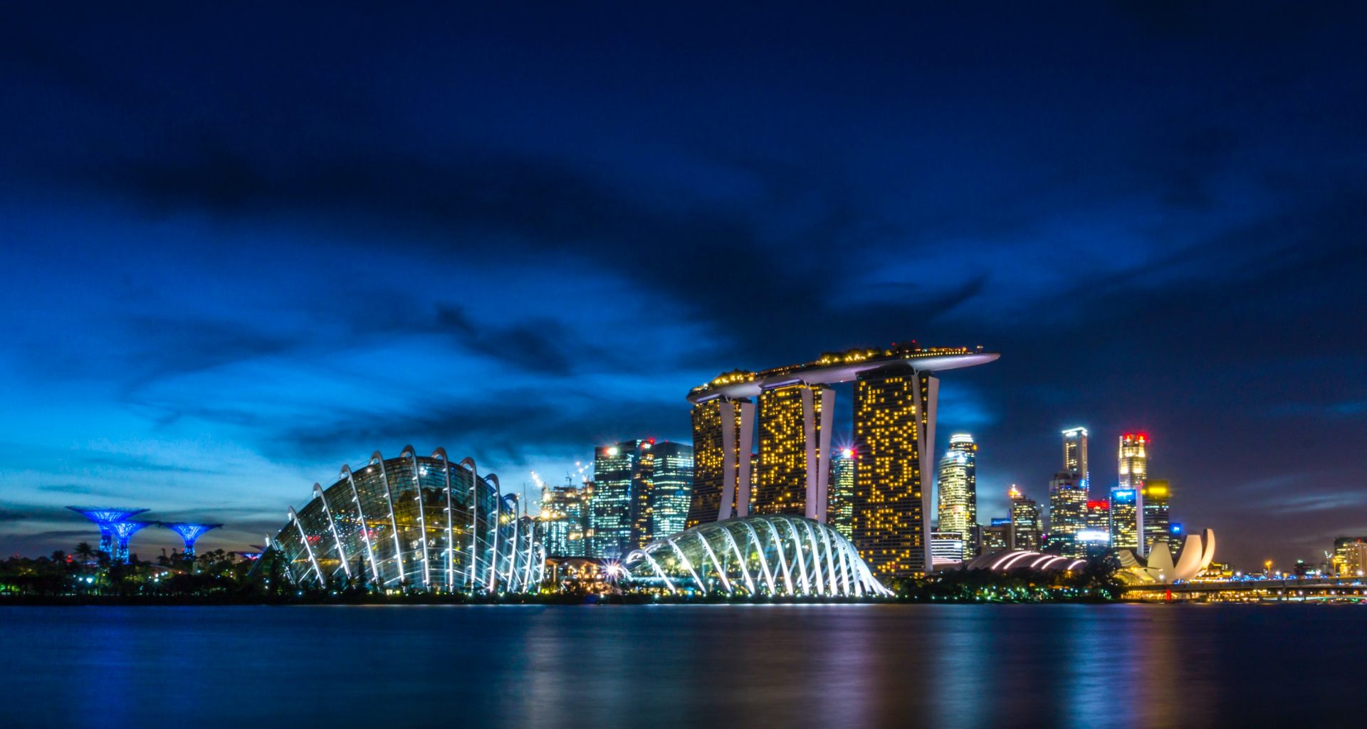 The 2023 Tourist Guide to Singapore’s Finest Places Serving Fast Food - Alvinology